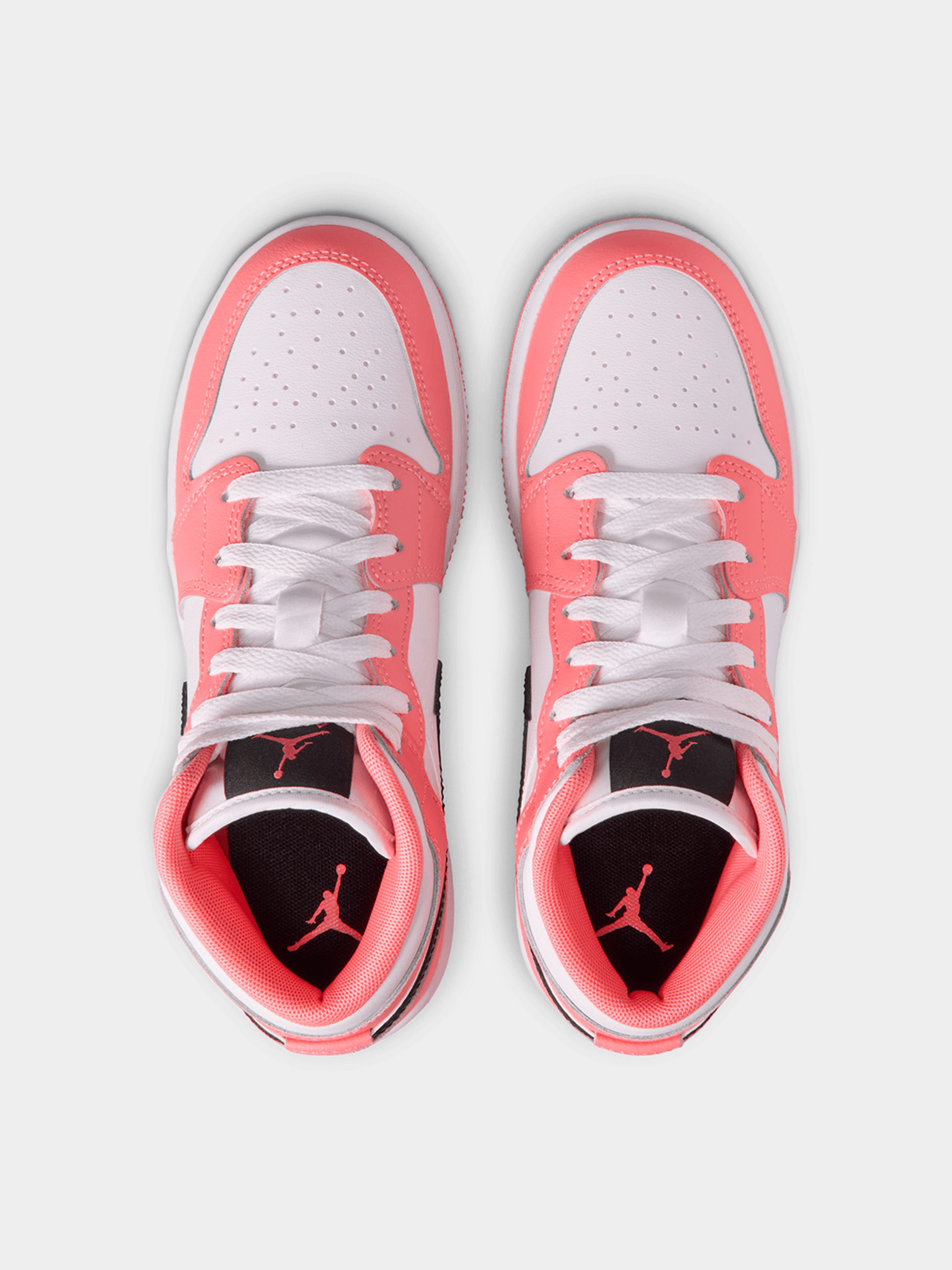 Jordan Junior 1 Mid Pink Gaze/Black Sneaker