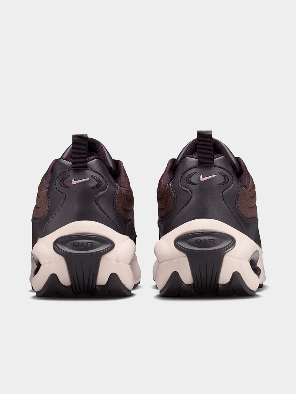 Nike Women's Magenta Air Max Portal Tattoo/Light Magenta Sneaker