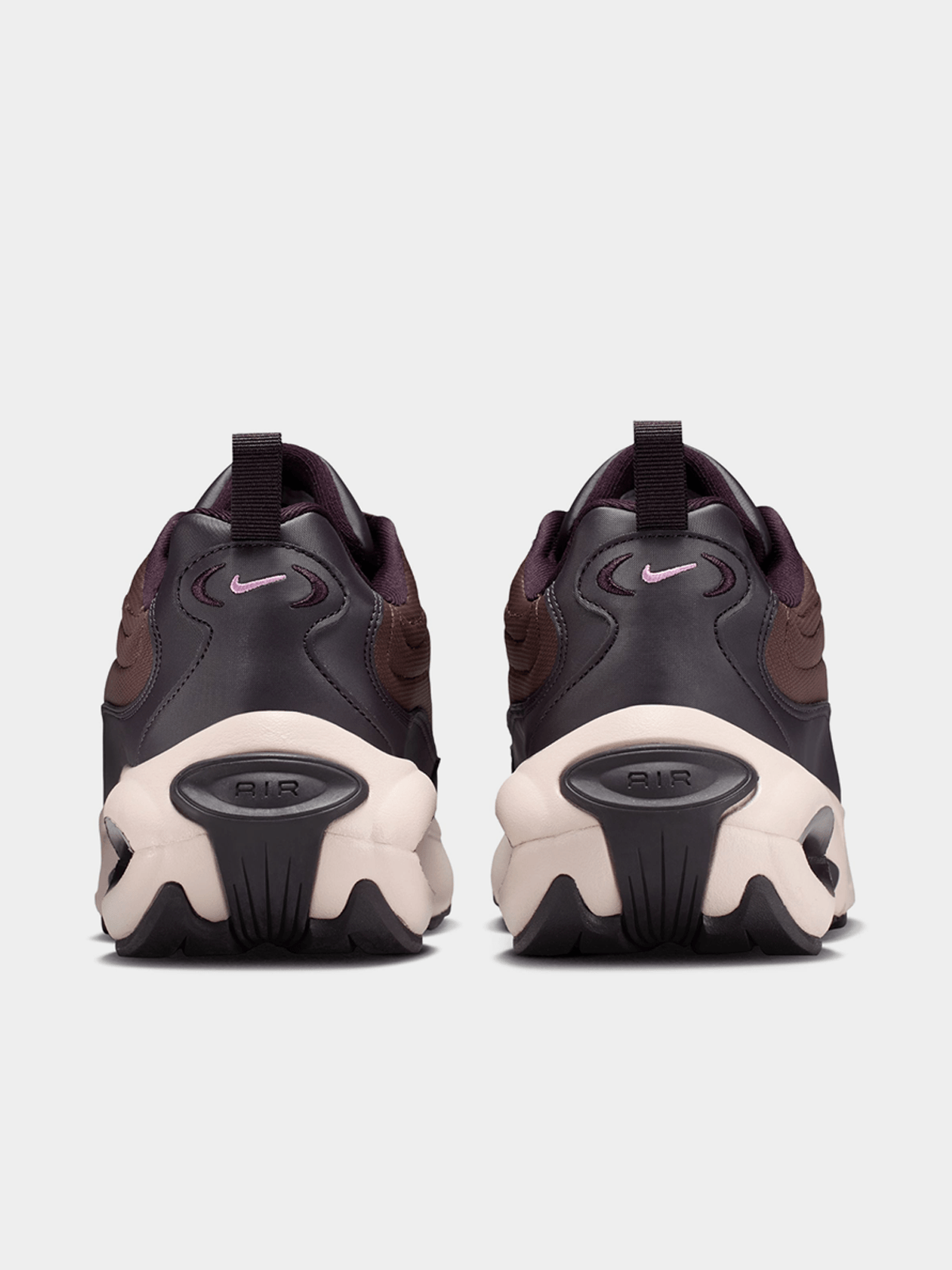 Nike Women's Magenta Air Max Portal Tattoo/Light Magenta Sneaker