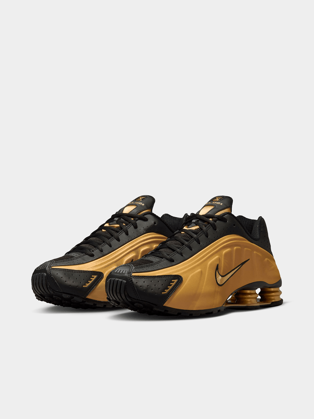 Nike Men's Shox R4 Gold/Black Sneaker