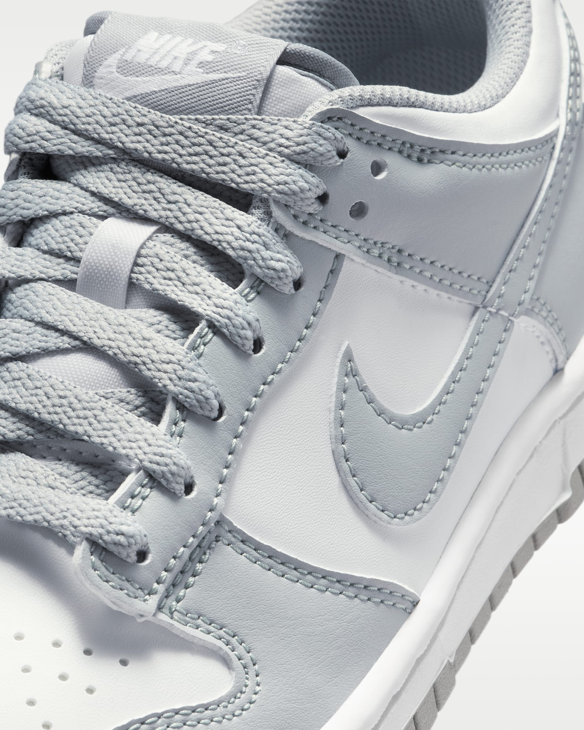 Nike Dunk Low
Younger Kids' Shoes