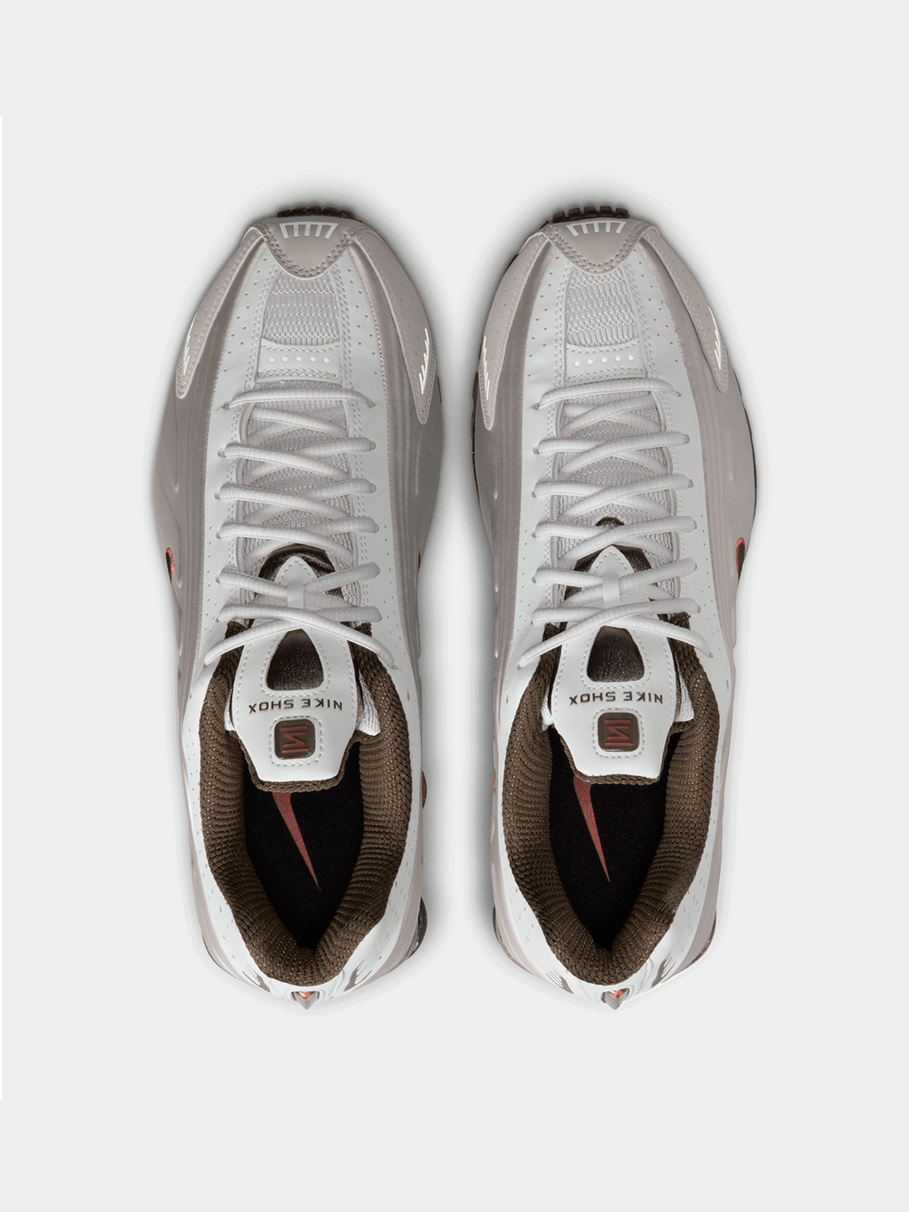 Nike Men's Shox R4 White/Metallic Sneakerc