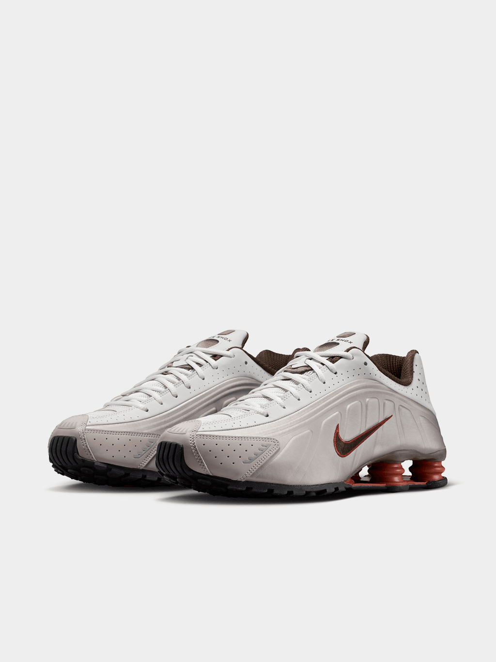 Nike Men's Shox R4 White/Metallic Sneakerc
